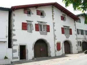 maison-basque.jpg