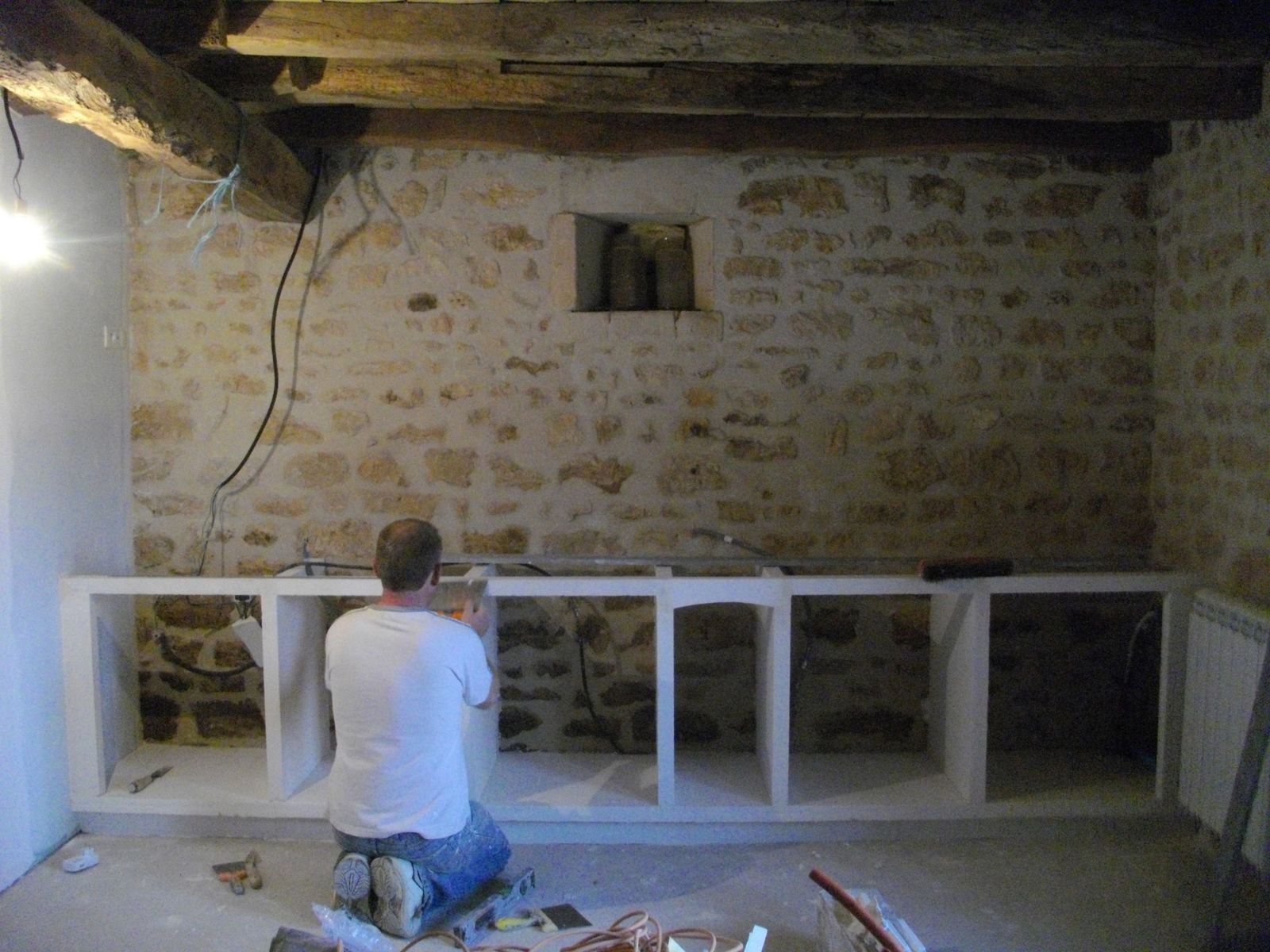 Debut de la cuisine renovation d'une grange