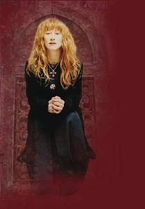 loreena.jpg
