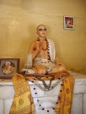Murti de Sri JivaGosvami à Vrindavana