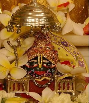 Une Vamâna-salagrama : Le Seigneur Trivikrama au temple de Melbourne de l'iskcon Trivikrama-Melbourne.jpg