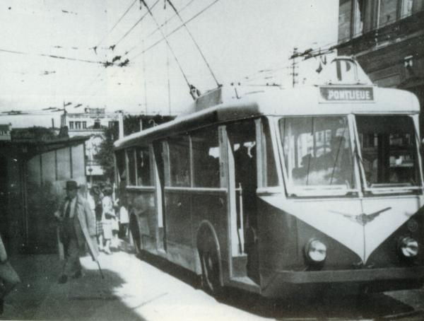 Trolleybus.jpg