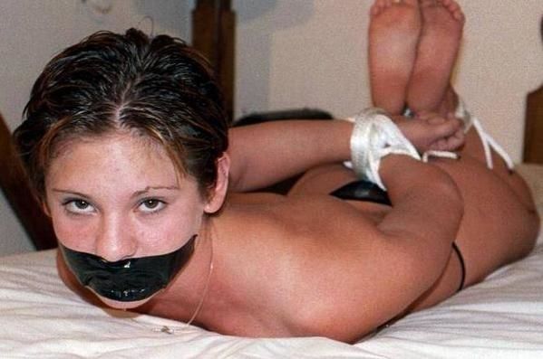 Femme qui sexcite toute seule