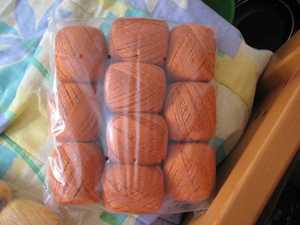 Fil----tricoter-orange.JPG