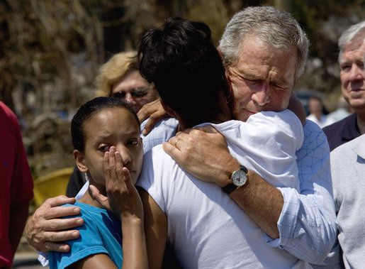 President_Bush_Biloxi_after_Katrina.jpg