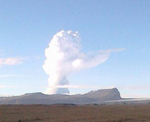 Islande-eldgos_i_grimsvotnum_har_mokkur.jpg