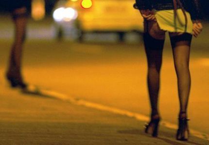 je vais voir les prostituées