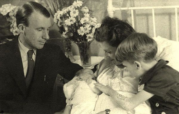 1946Naissance-de-mon-fr--re-Etienne-1.jpg
