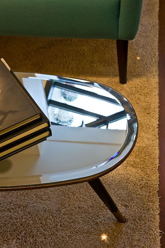 joyce table