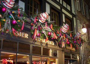 Marché de noël à Strasbourg, 2007 : rue des orfèvres - Photo Myriam Lakraa