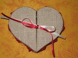 coeur-rouge-double-ruban.JPG