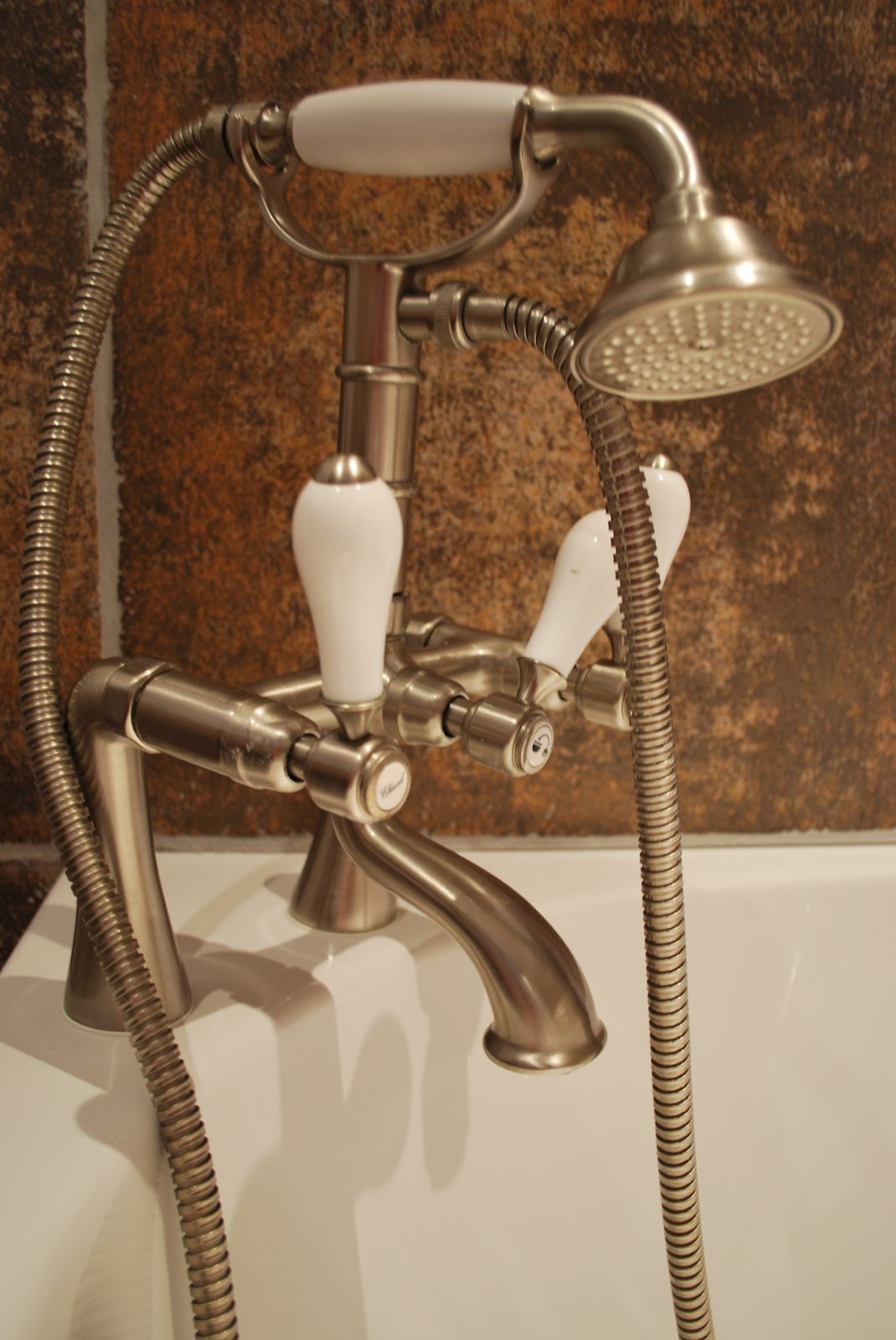 Robinet mural lavabo pas cher