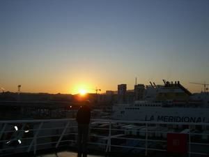 61-Arriv--e-en-m--me-temps-que-le-soleil-1.JPG