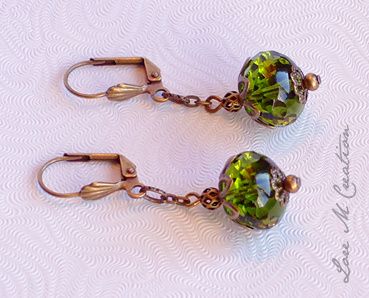 georgeous green cristal, earwire sterling silver, boucles oreilles cristal vert, bijou, Lore M georgeous green cristal, earwire sterling silver, boucles oreilles cristal vert, bijou, Lore M