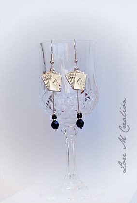 earrings for Alice in wonderland fan, boucles oreilles Alice, cartes à jouer, merveilles, bijou, Lore M earrings for Alice in wonderland fan, boucles oreilles Alice, cartes à jouer, merveilles, bijou, Lore M