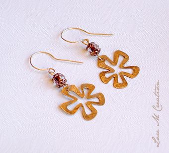 marteled flowers, earrings, boucles oreilles, fleurs, or, bijou, Lore M marteled flowers, earrings, boucles oreilles, fleurs, or, bijou, Lore M