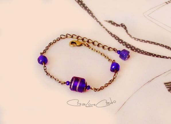 bracelet-verre-bleu-violet-artisanal-Lore-M.jpg