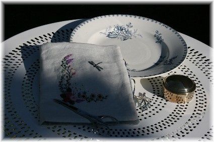 broderie-ruban-pochette-3.jpg