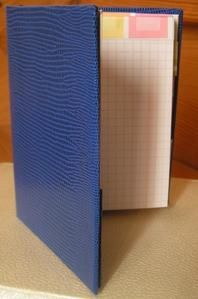 porte-bloc-bleu.jpg