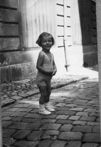 Cours-St.Pierre-les-pav--s-juillet-1935----copie.jpg