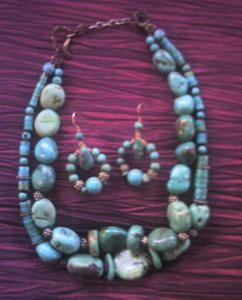 collier-turquoises-et-argent.JPG