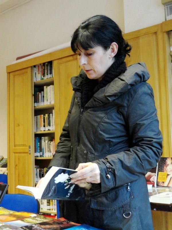 Karima Azzaoui Karima-Azzaoui.JPG