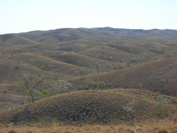 ca devient plus valonne en s'approchant des Mc Donnell Ranges
