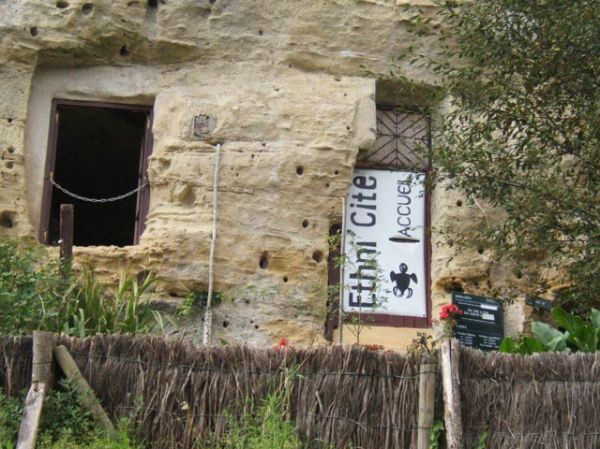 ethni-cit--1.jpg