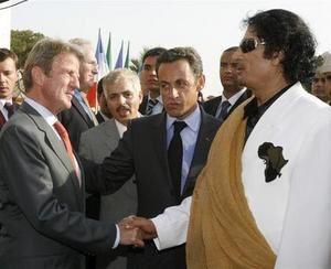 kouchner-sarko-kadhafi.jpg