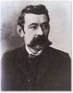 abriand-moustachu.jpg