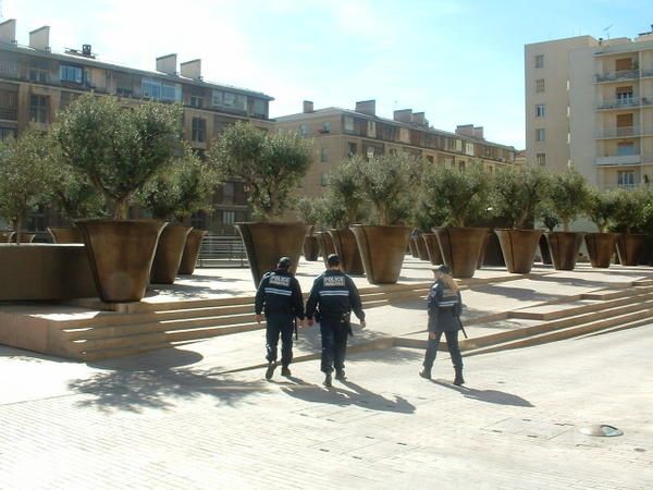 La parité dans la police oui, mais !!!