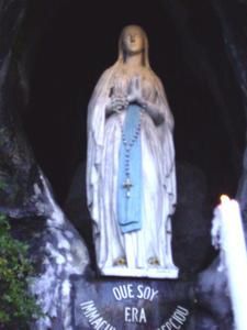 nd-de-Lourdes.jpg