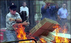 -842467-fire300.jpg