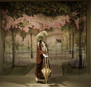 22.----R--v--rend----Coat-worn-by-Jeanne-Boivin-Poiret--1905.jpg