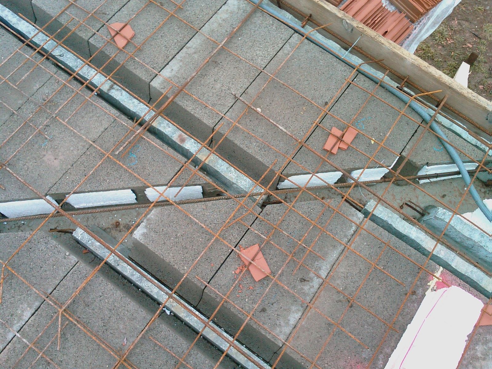 Vue des coupes des hourdis bow window