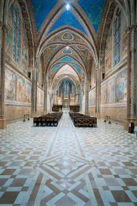 Assisis-Basilica-superiore.jpg