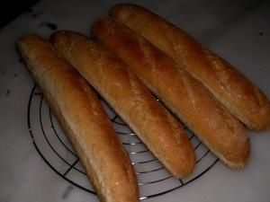 baguettes-au-levain.jpg