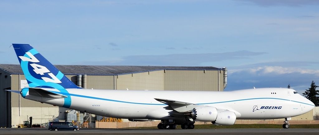 747-8-before-maiden-flight.jpg