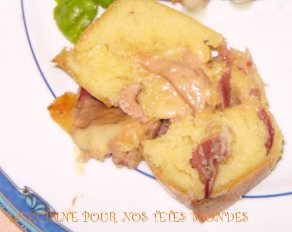 Cake-foie-gras-et-magret-de-canard.jpg