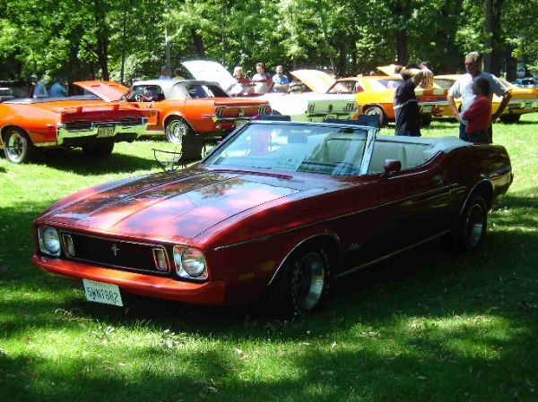 FORD-Mustang-1973.jpg