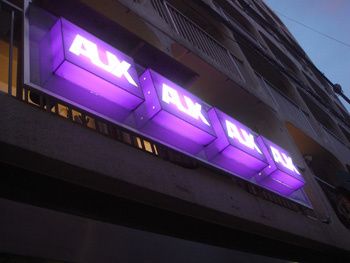 aux1.jpg