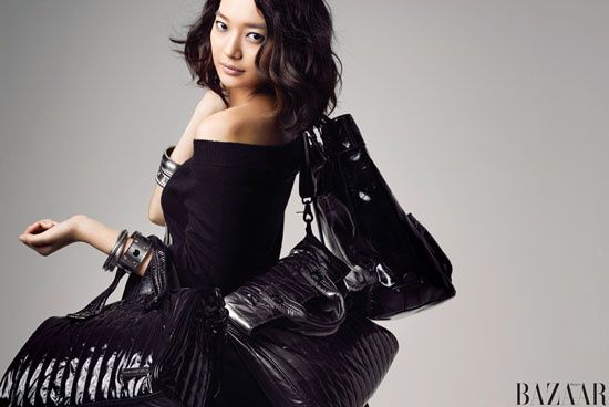 shin_min_ah_193666-2b32105.jpg