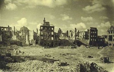 Old_Town_in_ruins.jpg