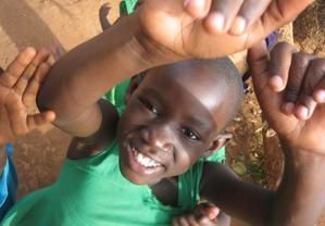 Petite-fille--Ouganda.jpg