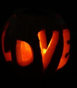 love-pumpkin.jpg