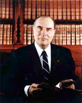Photo-officielle-du-President-Mitterrand.jpg