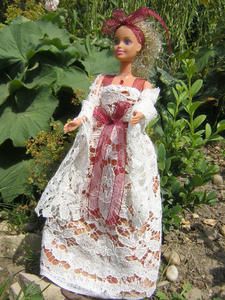 Barbie-pied-2.jpg