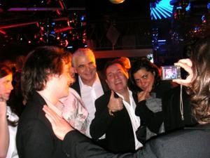 Hugo-Mayer-et-ses-amis-chez-Mimi-Pinson-Nuit-des-C-sars--23-02-2008-copie-2.JPG