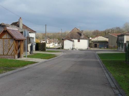 mathaux-place-publique.jpg