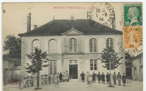 Brienne-la-V-mairie---cole.jpg